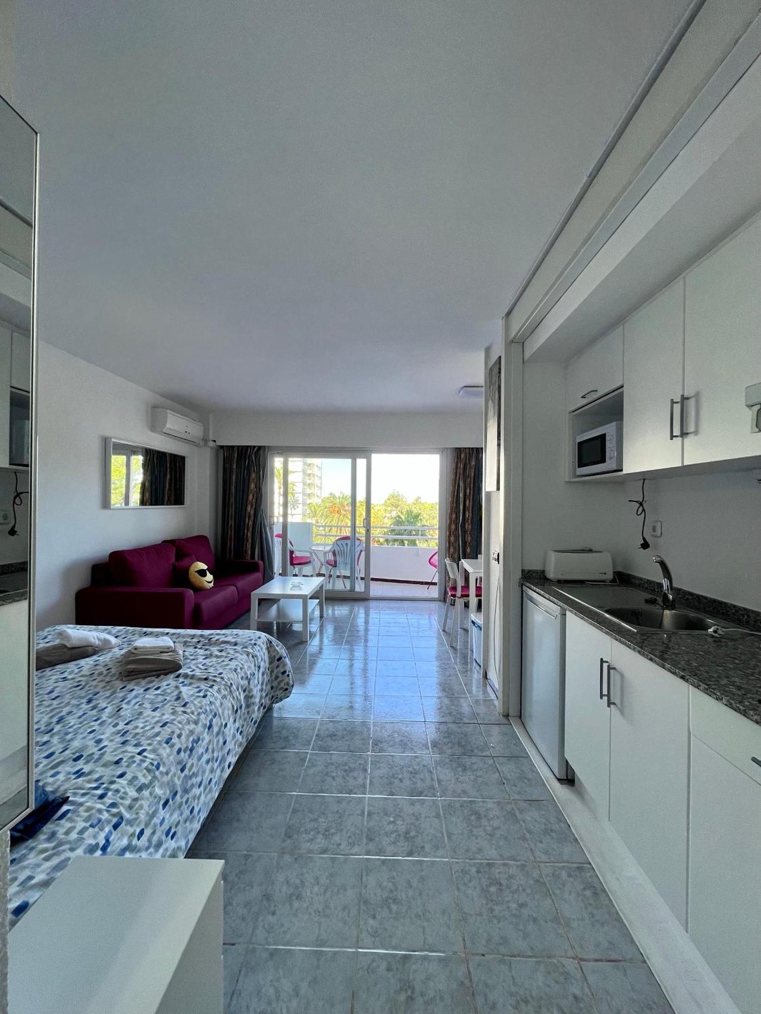 Apartamento Laura 阿尔库迪亚 外观 照片