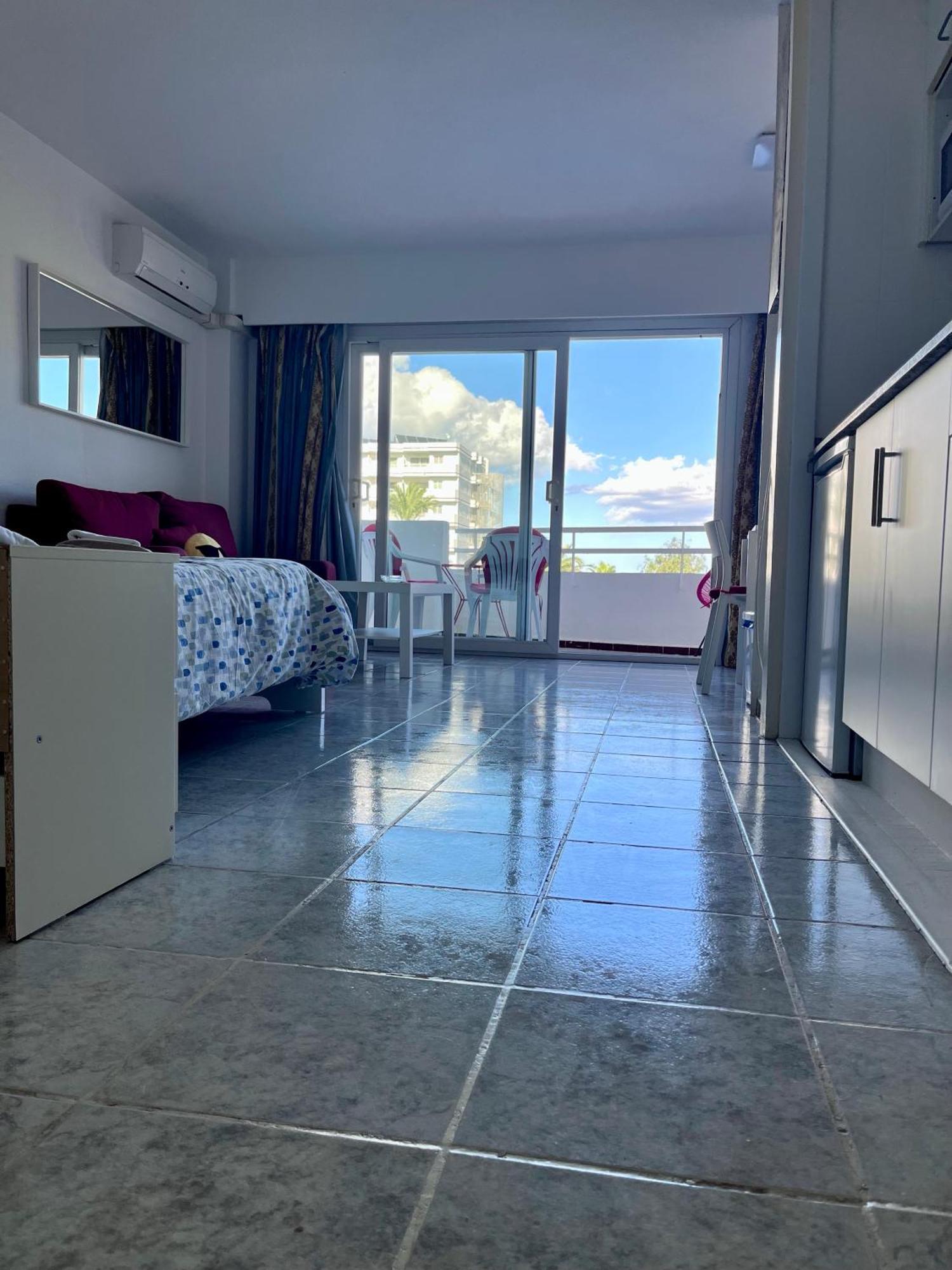 Apartamento Laura 阿尔库迪亚 外观 照片